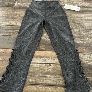 Dark heather gray Lululemon cropped leggings with tags